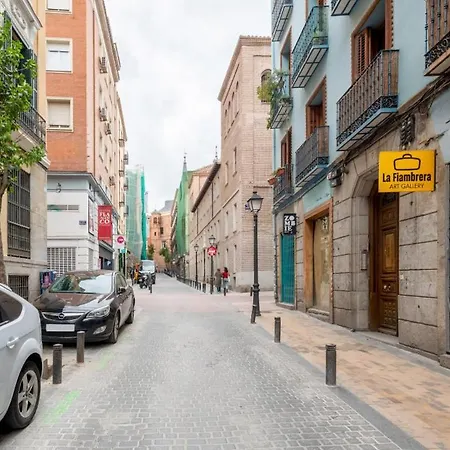 1 Bedroom 1 Bathroom Furnished - Malasana - Modern In Downtown Area - Mintystay Madrid Extérieur photo