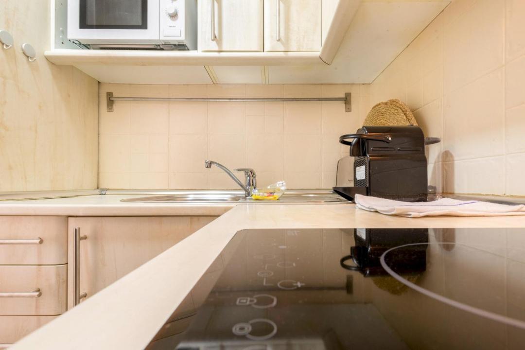 Apartamento 1 Bedroom 1 Bathroom Furnished - Malasana - Modern In Downtown Area - Mintystay Madri